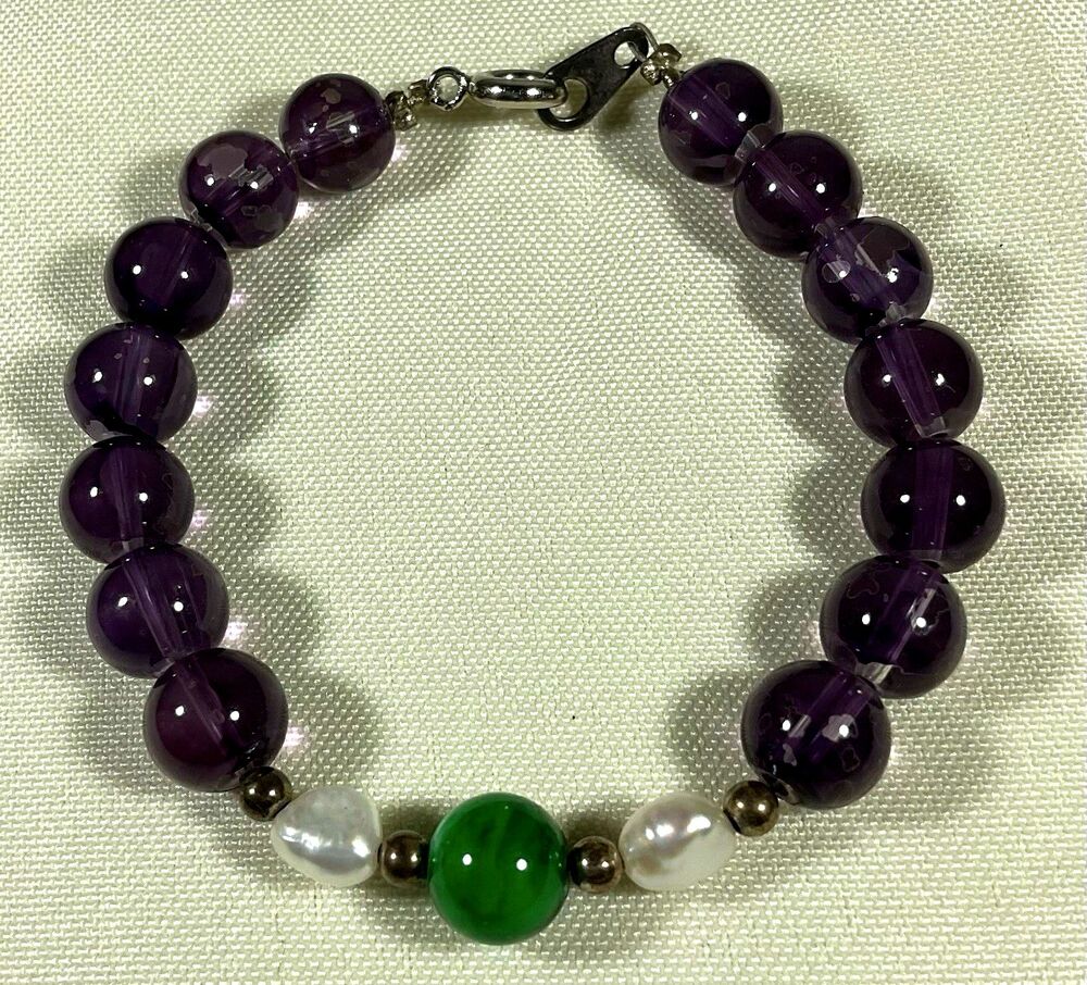Natural Amethyst Gemstone Bracelet Freshwater Pearls & Malachi Center Bead Clasp